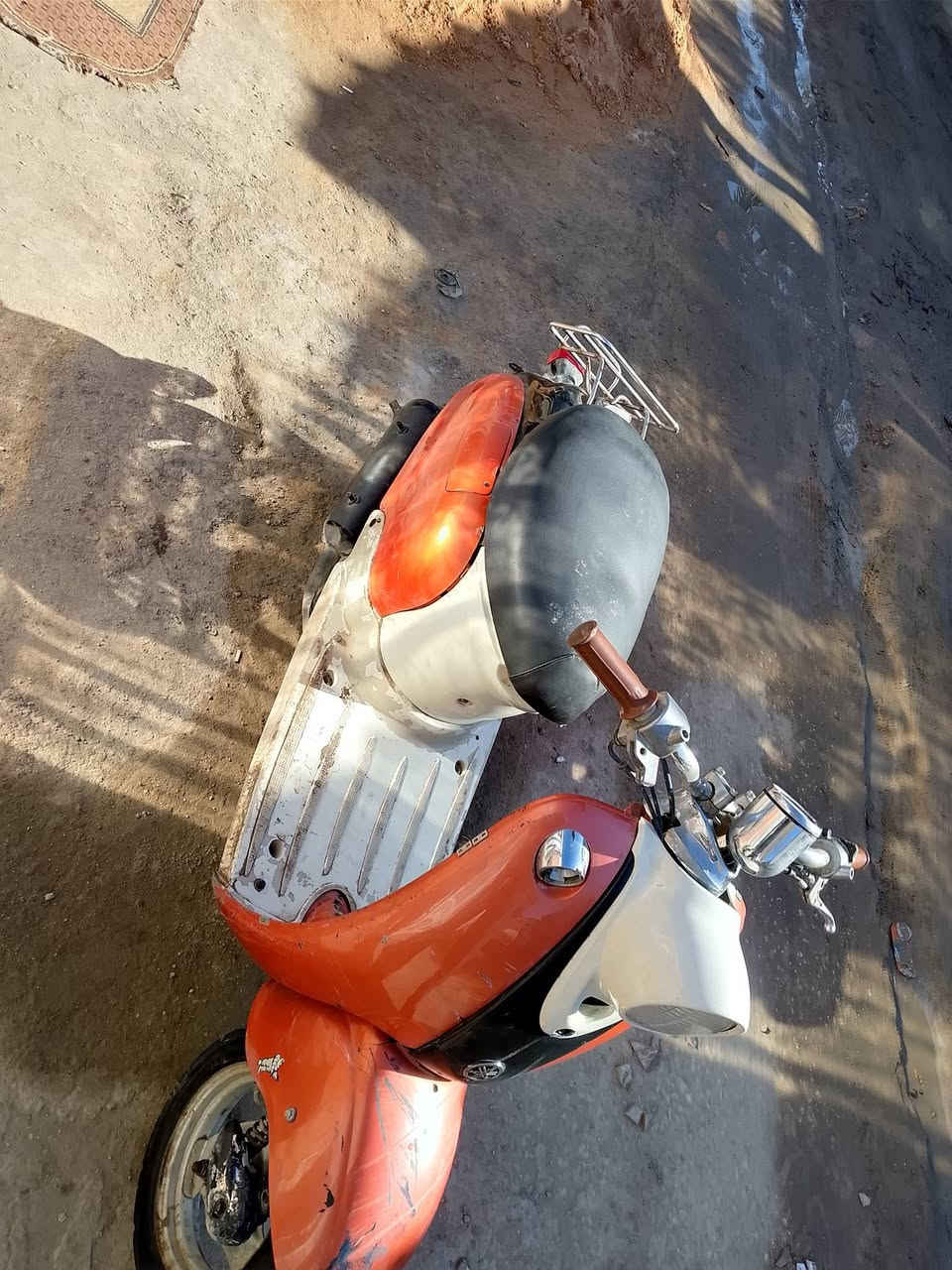 السلام عليكم دراجة كلاسك للبيع شغالة نكرة مكينة خير من الله السعر 160 وبيها مجال ***********
