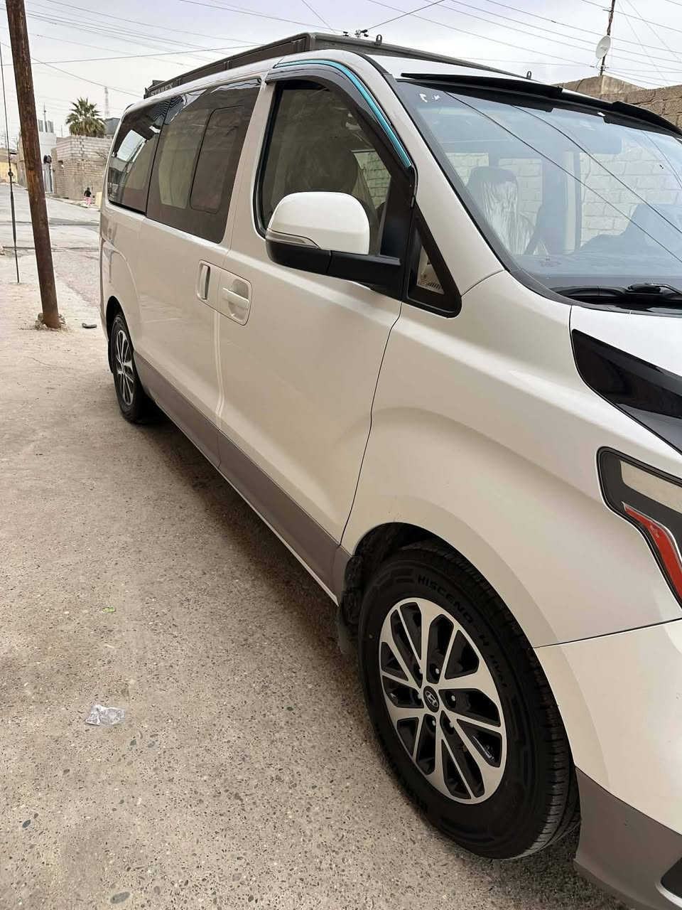 سلام عليكم ستاريكس للبيع موديل 19 رقم اربيل بسمي السياره مكفوله كفاله عامه محرك جديد طخم تايرات جديد للاستفسار اتصال على الرقم التالي *********** كورك بي واتساب ***********
