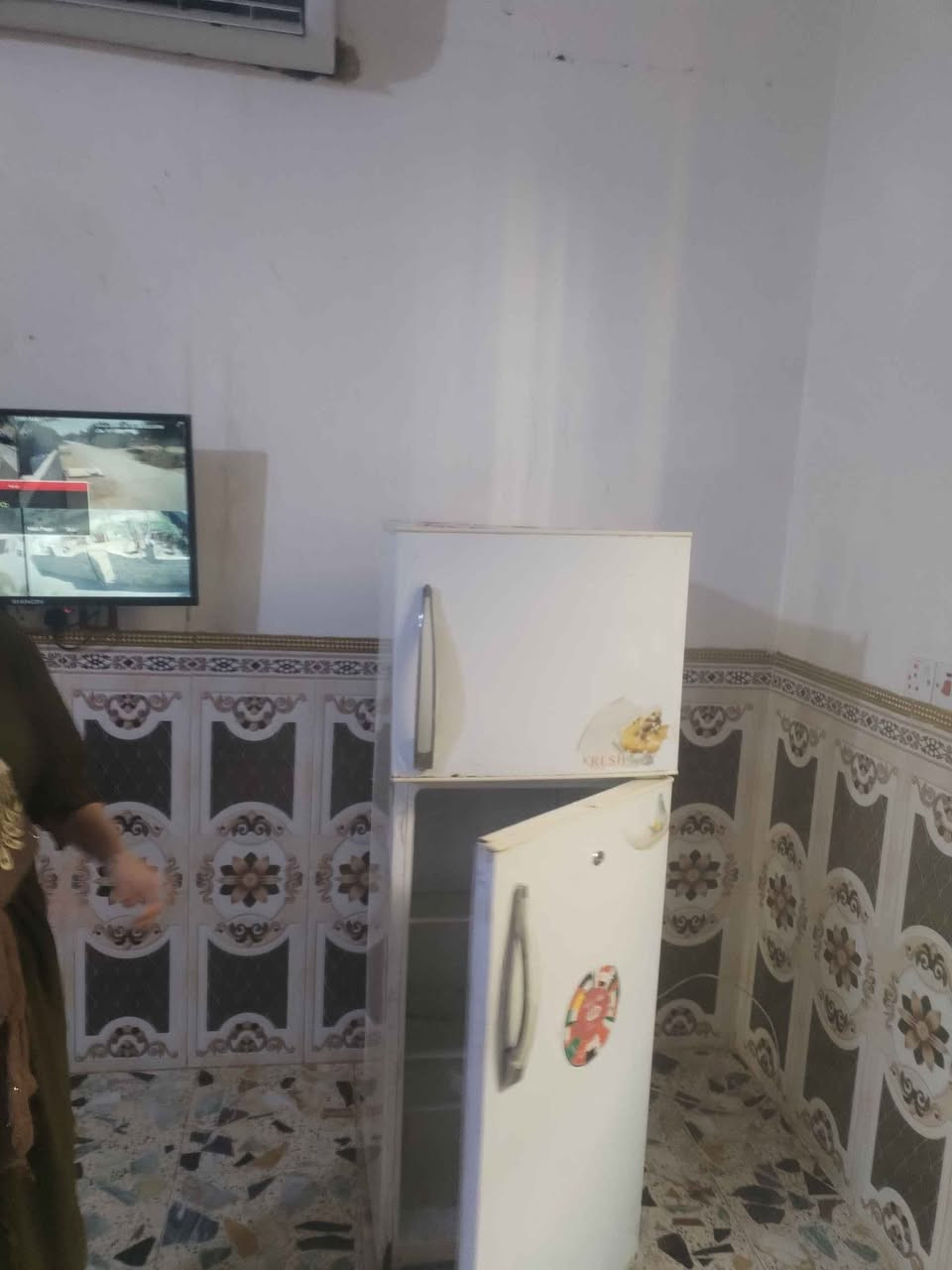 ثلاجه 13 قدم كوري علفحص فول تجميد على وضع شركه  اكو توصيل للباب اوصله شغل وتفحص تقتنع يله تنطي فلوس  سعر 120 هيه وتوصيله شراي يتصل*********** المدائن, بابل
