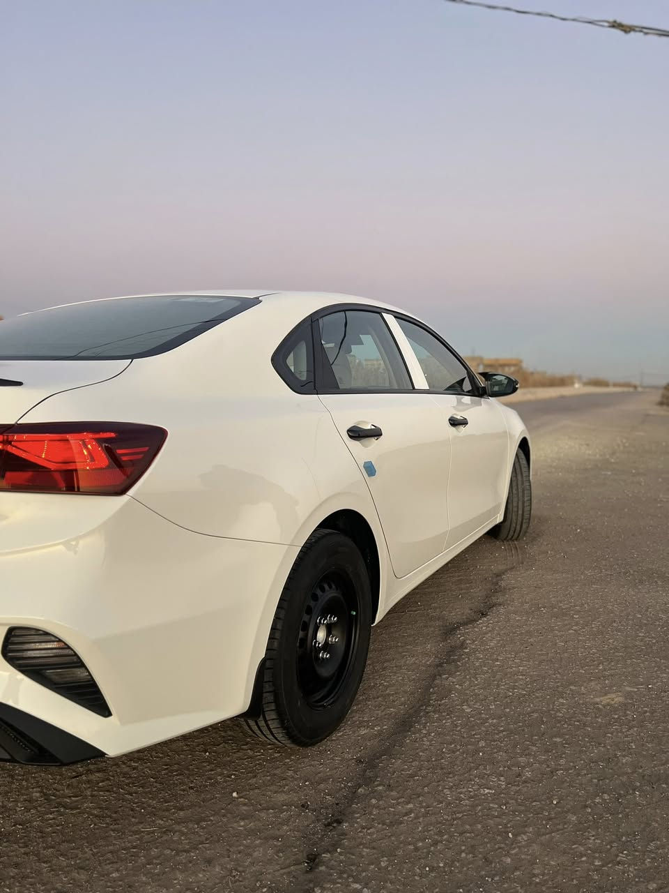 كيا سيراتو 2024 خليجي رقم اربيل
نص فول مكينه 2000 دوش سيارة مكفوله كفاله عامه 
تبريد قطعتين حساسات خلفيه داخل لونين بلاجكتور 
ماشيه 57 الف سياره نظيفة على ايد وحده مال جناي ما متعوبه مكان السياره بابل / حله 
للاستفسار الاتصال على الرقم. ***********
