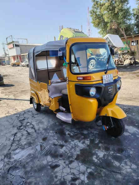 سلام عليكم تكتك البيع ٢١ شهر ١١ مكينه مكفوله بس كلجات كشره مكفوله بس طخات قليله رقم ***********
