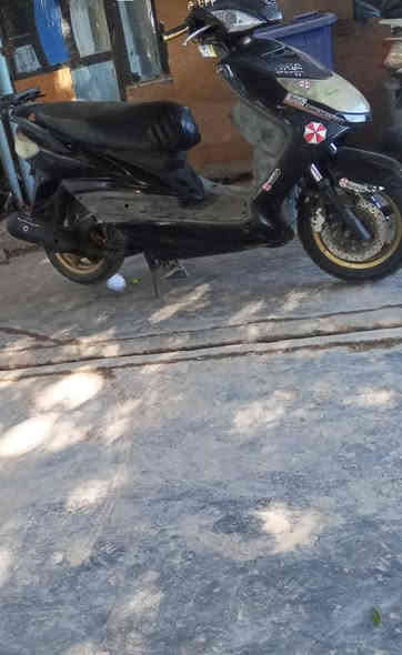 سلام عليكم سكنس فحل لبيع او مراوس الدراجه شلعه ومعدل كلش حلوه ونضيفه ما مفتوحا بلاديه  كهربايات شغله سلف نكره بيها يدات nsy  وتزويد خفايف كفرتها بلاديه السعر 500 وبيها شي بسيط بكن بيهه 
العنوان بغداد حي اور  
رقمي ‏‪***********‬‏
