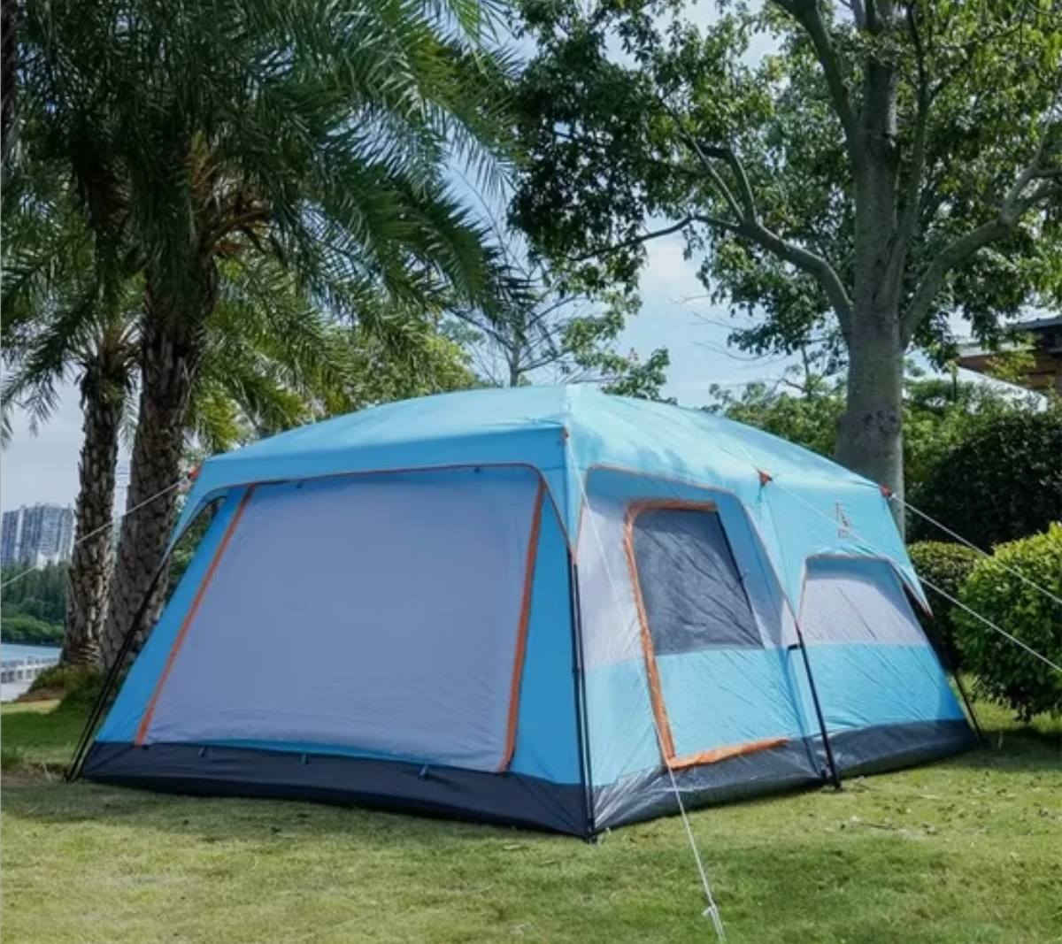 خيمه عائليه لون سمائي المميز قماش مطري اصلي قياس الطول 3متر و10سانتيم والعرض 2متر و5سانتيم و ارتفاع 190سانتيم سعر ١٢٠ الف تحتوي على شبابيك ومضله وباب وناموسيه وكاع متصل مع الخيمه لتواصل عبر وتساب او مسنجر  ***********.......
