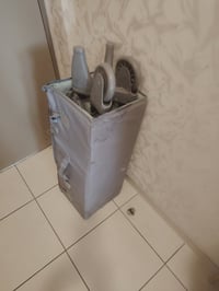 سرير اطفال • مناسب ٤ سنوات • للبيع