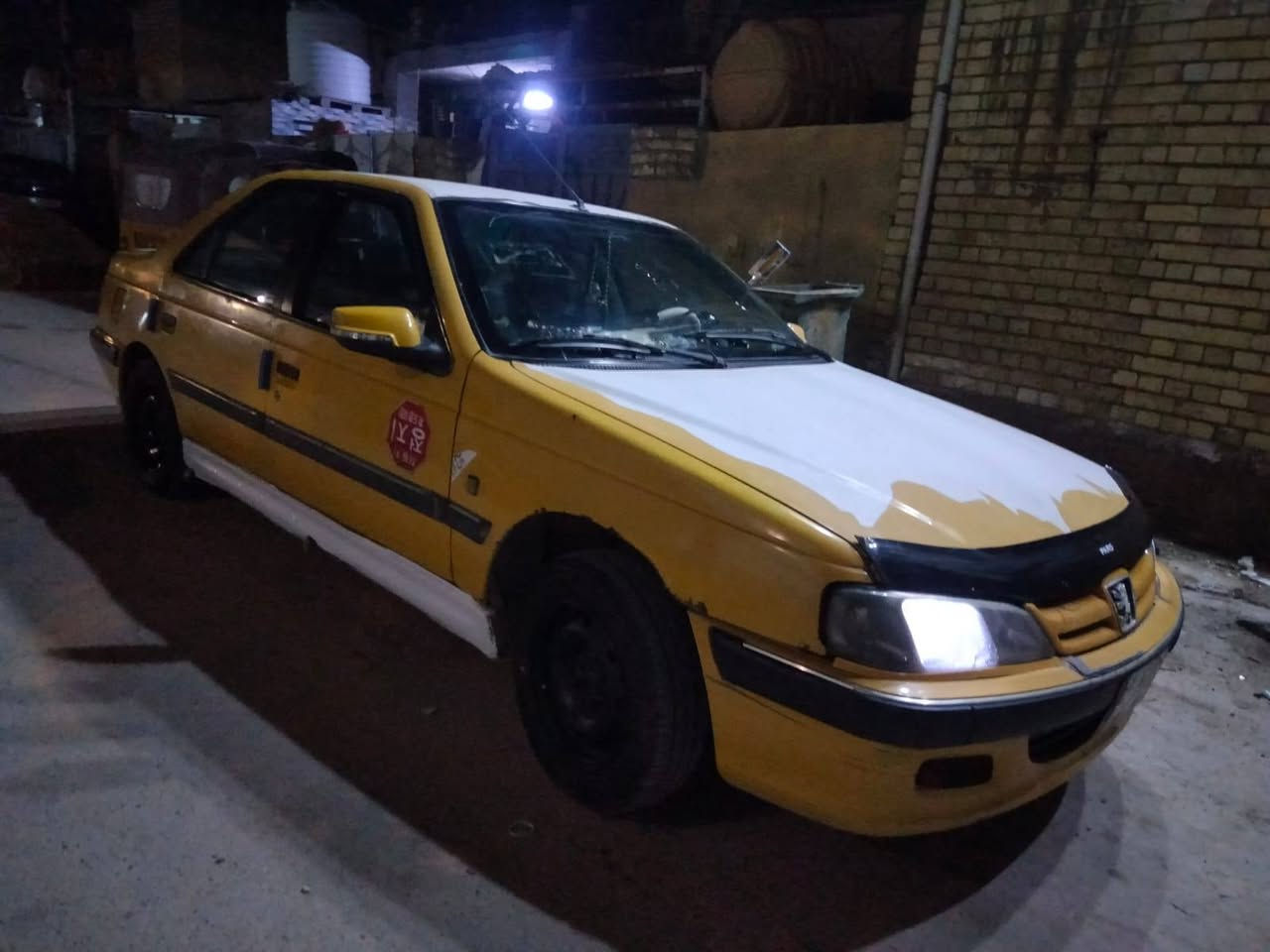 سلام عليكم بارس موديل 13 سياره جاهزه من مكينه وكير تبريد تدفئه كهربائيات كلهة شغاله تخم تاير مسجل دمام غرفه جديده سنويه ماساقطه هيئه عليهة 170 غرامه100 عليهة تحويل ثاني يوم خوان سياره جاهزه مجهزه مال عل باب الله منك الشارع لسعر 30 ورقه وبيهة مجال بسيط مكان سياره بغداد الحسينيه مال راشديه رقم تلفون *********** اتصل واني خادم
