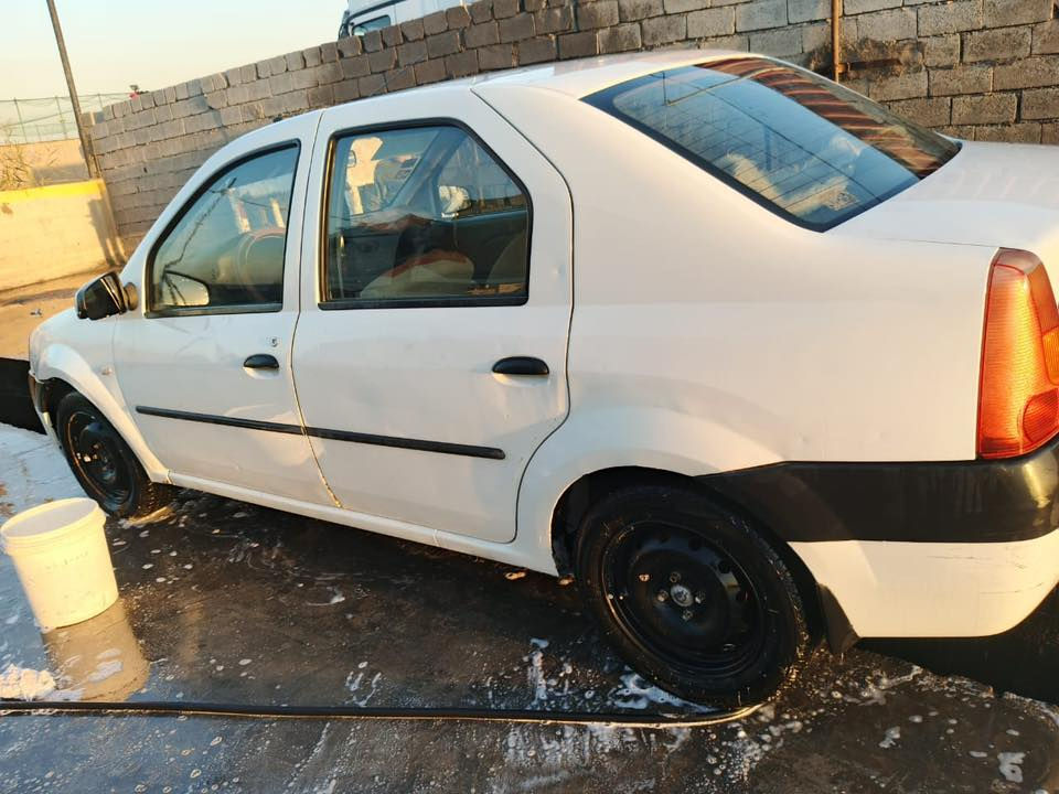 السلام عليكم رينو البيع موديل 2013بيه صبغ بلجاملغ الخلفي صدر جديد تخم تاير كير محرك مكفولات رقم بغداد باور ستيرن بسمي تحويل ثاني يوم السعر 49بيه مجال***********العنوان
بغداد بسمايه
