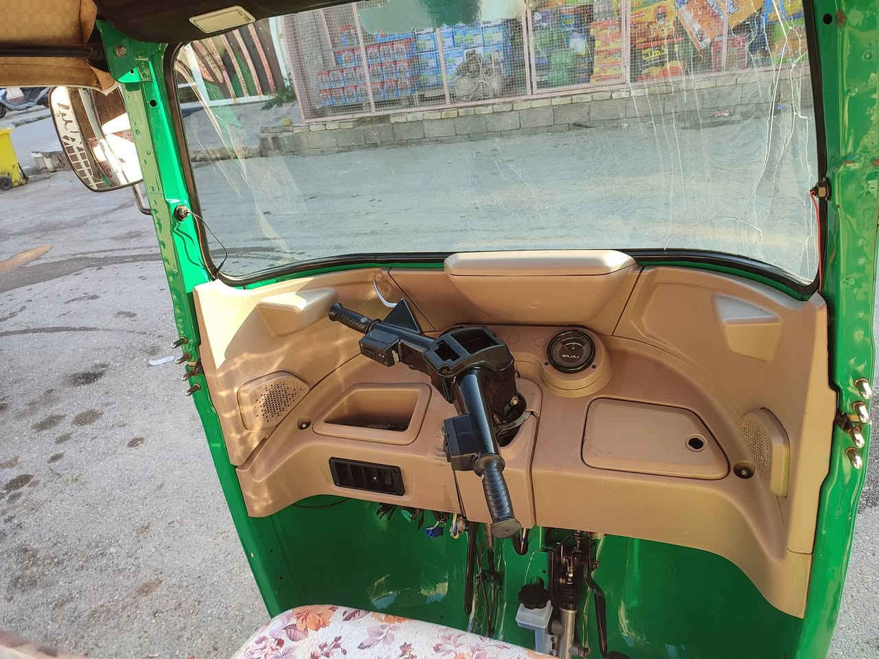 تكتك موديل 21 سنويه ذي قار  مكفوله من التنقيص والتبخير بيهه ضربه بارد يم البگ لايت لايمن للاستفسار الاتصال على الرقم مكانهه الرفاعي***********
