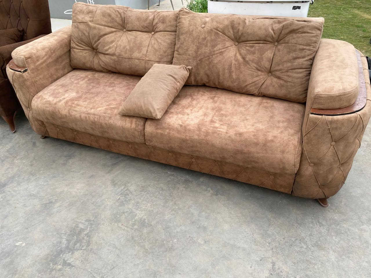 تخم قنفات اربع قطع ياخذ ١٠ نفرات تسكَام درجه اولى ماخذينه بمليون و٢٥٠ نريده ب٣٢٥ الشراي يجي خاص مكان نجف مجمع الاميرات 2 *********** النجف, العراق
