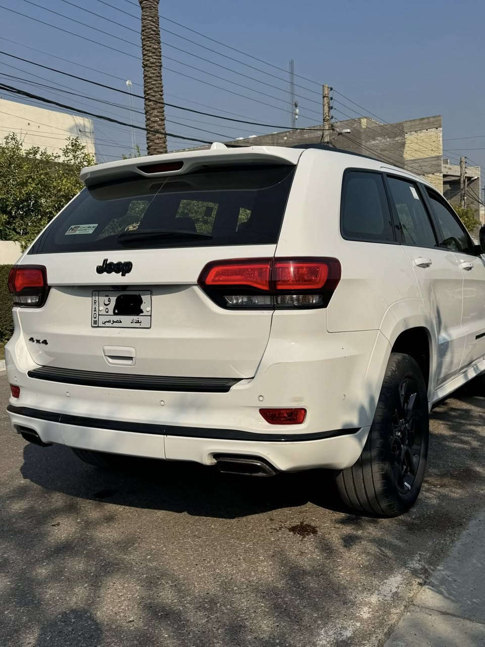 السلام عليكم
جيب s 
موديل 2022
ماشية 41 الف 
رادار امامي 
بنيد فتحات 
داخل احمر و اسود جلد 
فول الفول 
السيارة مغلفة ppf من هيا زيرو 
السعر: ٣٨.٥٠٠ $
عنوان : بغداد حي الجهاد 
للاستفسار ***********
