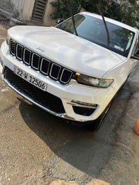 جيب موديل ٢٠٢٣  سيارة ماشية ٢٠الف ميل  سيارة حادث جاملغ بنيد مرجع بلاد...