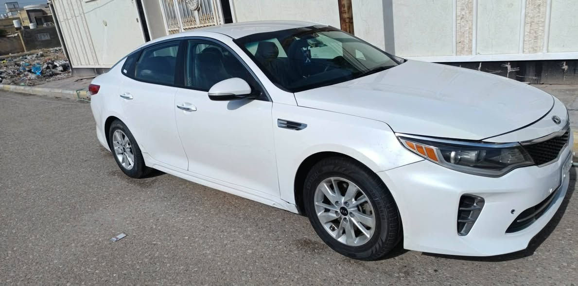 سلام عليكم ورحمة الله وبركاته 
كيا اوبتما ٢٠١٨ وارد امريكي ضربته جاملغ ايمن وربع البنيد مصبوغ  والباقي لا فتح ولا صبغ  عدا بارد بسيط شخط  جدا نظيفه ماشية 86mi  جاهزه محرك كير حداديه تبريد تدفئه تخم تاير شرط محرك وكير على وضع الشركة ما مفتوحات مواصفات عاديه fe رقم ذي قار  السعر ١٣٧   مكانه ناصرية حي الشموخ /***********
