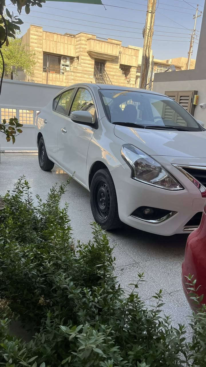 سلام عليكم للبيع نيسان صني 2024
السياره ماشيه 32 الف مكفوله كفاله عامه 
بدون طخه او ضربه 
المواصفات 
شاشه وجام كهرباء
 بدون تحكم ستيرن
ويل اسود
اشاير بالمري
علماً السياره مدوشمهه كشنات وأرضيه

السياره كلش نظيفه
السعر 132 وبي مجال 
للاستفسار  الاتصال على الوتساب
او المراسله على الماسنجر
***********
