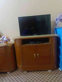 غرفه صاج  عراقي نضيفه السعر 650 وبيه مجال للاستفسار على هذا رقم 077198...