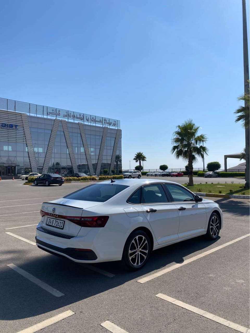 Volkswagen Jetta 2025 sport 
السيارة تجي كلين تايتل 
ماشية ١٥ الف 
بدون صبغ سيارة بيها تعديلين 
محركها ١.٥ و توربو 
سعرها 177$ ورقة و مجال قليل 
للمزيد من المعلومات اتصل على هذا الرقم 
كورك-واتساب
(***********) سميل, دهوك
