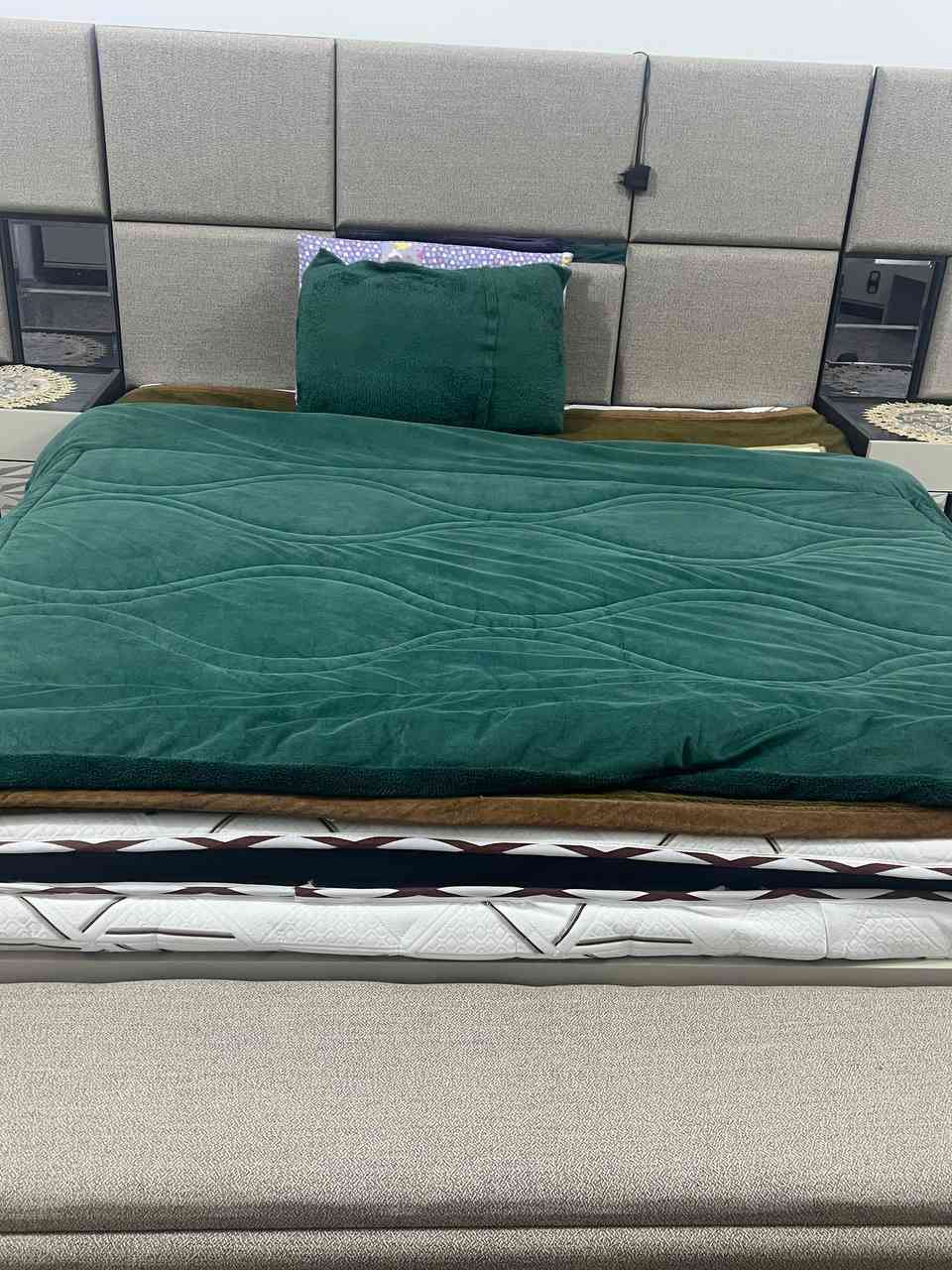 سلام عليكم
غرفه للبيع استعمال اسبوعين
سبب البيع فصخ الخطوبه
مكان ناصريه مركز
الي مهتم يخابرني
*********** واتساب موجود
