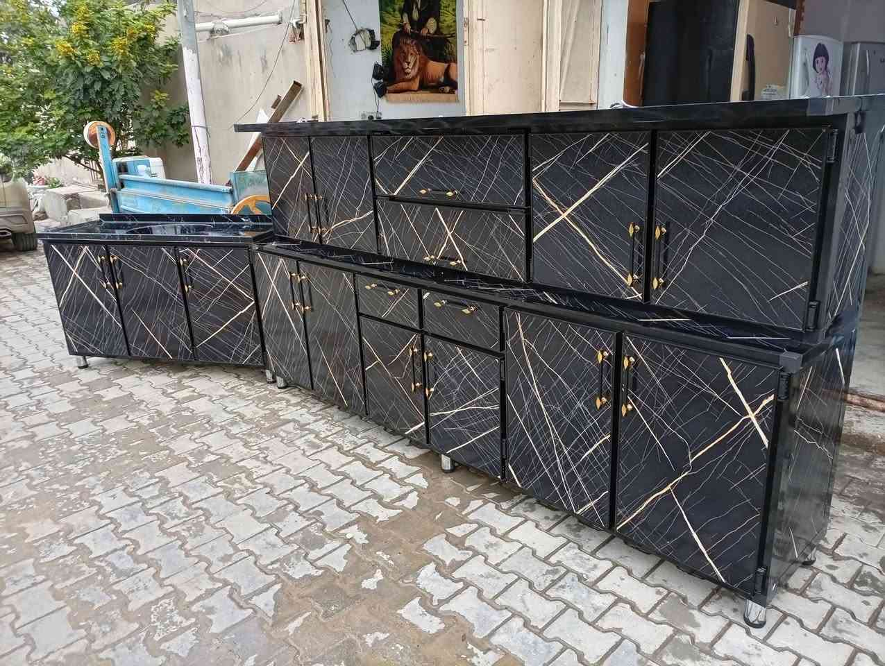 للبيع كاونتر جديد  تركي تزكام قياس 3متار وسنك متر ونص مرمر العنوان مقابيل البطاقه الوطنية  الاتصال *********** موجود بديل المستعمل اب جديد
