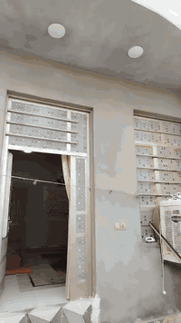 بيت للبيع مساحه 100متر طابقين بالجزء الثالث الأميري العنوان التحرير الحولي الزراعي للاستفسار الاتصال ***********
