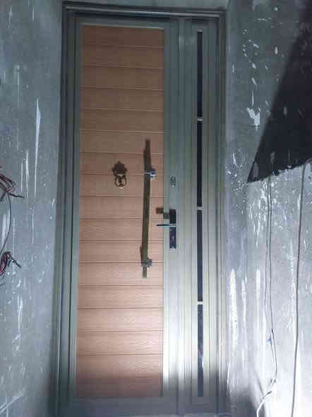 📢 إعــلان
ورشة القبلة لجميع أعمال الحدادة
نقدّم جميع خدمات الحدادة بجودة عالية، دقة في التنفيذ، وسرعة في الإنجاز.
✅ تفصيل وتنفيذ جميع أعمال الحدادة
✅ تصميم أبواب – شبابيك – مظلات – سلالم
✅ صيانة وتركيب
📍 العنوان: [ القبله خلف مدرسة ابو مهدي المهندس]
📞 للتواصل: [***********
***********
