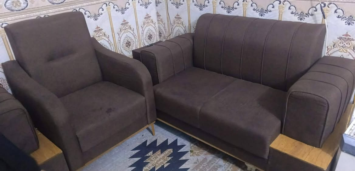 تخم ١٠ مقاعد نضيف كلش مابيهه اي ضرر فقط رجل وحده مكسوره السعر ٣٠٠ وبي مجال


**إذا كنت صاحب هذا الإعلان وتريد حذفه لأي سبب، رجاءا أرسل رسالة إلى الدعم الفني**