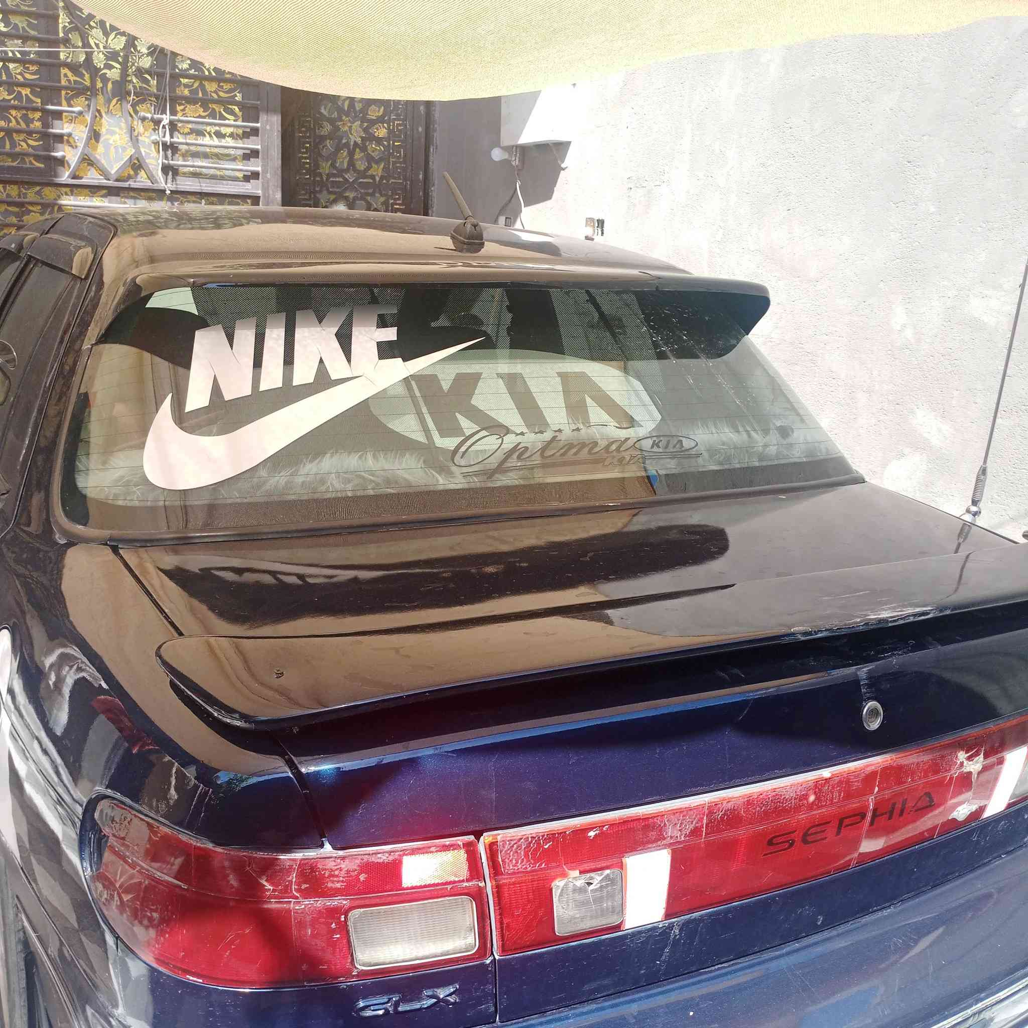 كيا سيفيا للبيع موديل 93  مكينه مسكر وكير شرط وتبريد شغال سنتر لوك قفل 38 وبيه مجال اتصل ***********
