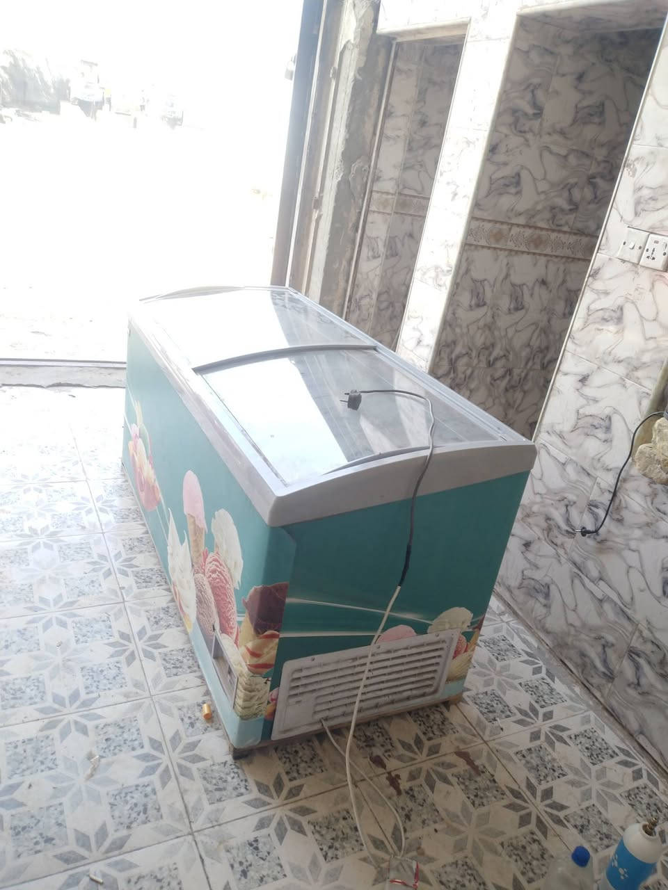 جانب من اعمالنا لهذا اليوم  في صيانة ثلاجة هيتاشي اربع ابواب بعد ان وجدناها بلا تجميد ولا تبريد وفي اسوء حال والحمد لله تم ارجاعها الى وضعها الطبيعي بافضل تجميد وتبريد وبضمان ثلاث سنوات.  

كم تم صيانة عارضة صناعية في معمل مثلجات في الحي الصناعي وبضمان سنة.  

وتم صيانة مجمدة في شقق جامعة بابل نوع دنكة وتم تبديل ضاغط فيها بضمان ثلاث سنوات. 
كما تم تبديل ضاغط ثلاجة في منطقة سيف سعد بضمان ثلاث سنوات. 

صيانة موقعية داخل الحلة وعمل بما يرضي الله بضمان ثلاث سنوات هاتف ووتساب  *********** صيانة موقعية داخل الحلة ونواحيها
