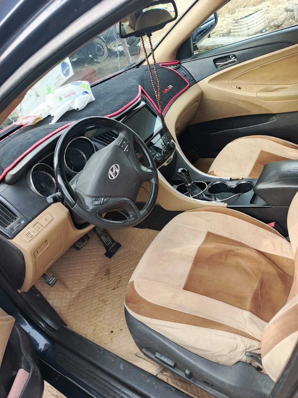 سلام عليكم سوناتا موديل 12 ورد امريكي حادثهه جاملغ خلفي طخه بسيطه ومعدله ع بارد وب عراق قطعتين رقم نكليزي جديد سونار نشرته كير مكينه تبريد خير من الله 
سياره كاعده ونصبتهه حلو  بيهه نضام الايكو الاقتصادي مري شفط مقعد سايق كهربائ عليهه ادامه جديد لل مكينه نوزلات بلكات سياره خير من الله مكانهه بغداد بيه جراد خفيف جنطه وقماره ماامبين بصوره ب بوليش يروح مكان السياره بغداد الغزاليه رقم. *********** سعر 98وبيهه مجال نشاء الله ل ماعجبه المنشور يذكر الله ويترك تعليق حلو بغداد, العراق
