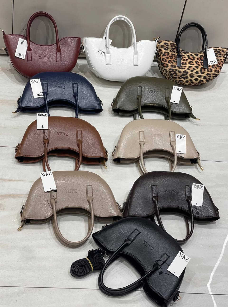 البيع جملة فقط من اسطنبول لكافة الدول العربية والعالمية. أقل كمية للعراق  ,225, قطعة  تشكيلة واسعة من الموديلات الاسطنبولية. للتواصل واتساب مباشر
https://wa.me/+905313199611.


**إذا كنت صاحب هذا الإعلان وتريد حذفه لأي سبب، رجاءا أرسل رسالة إلى الدعم الفني**