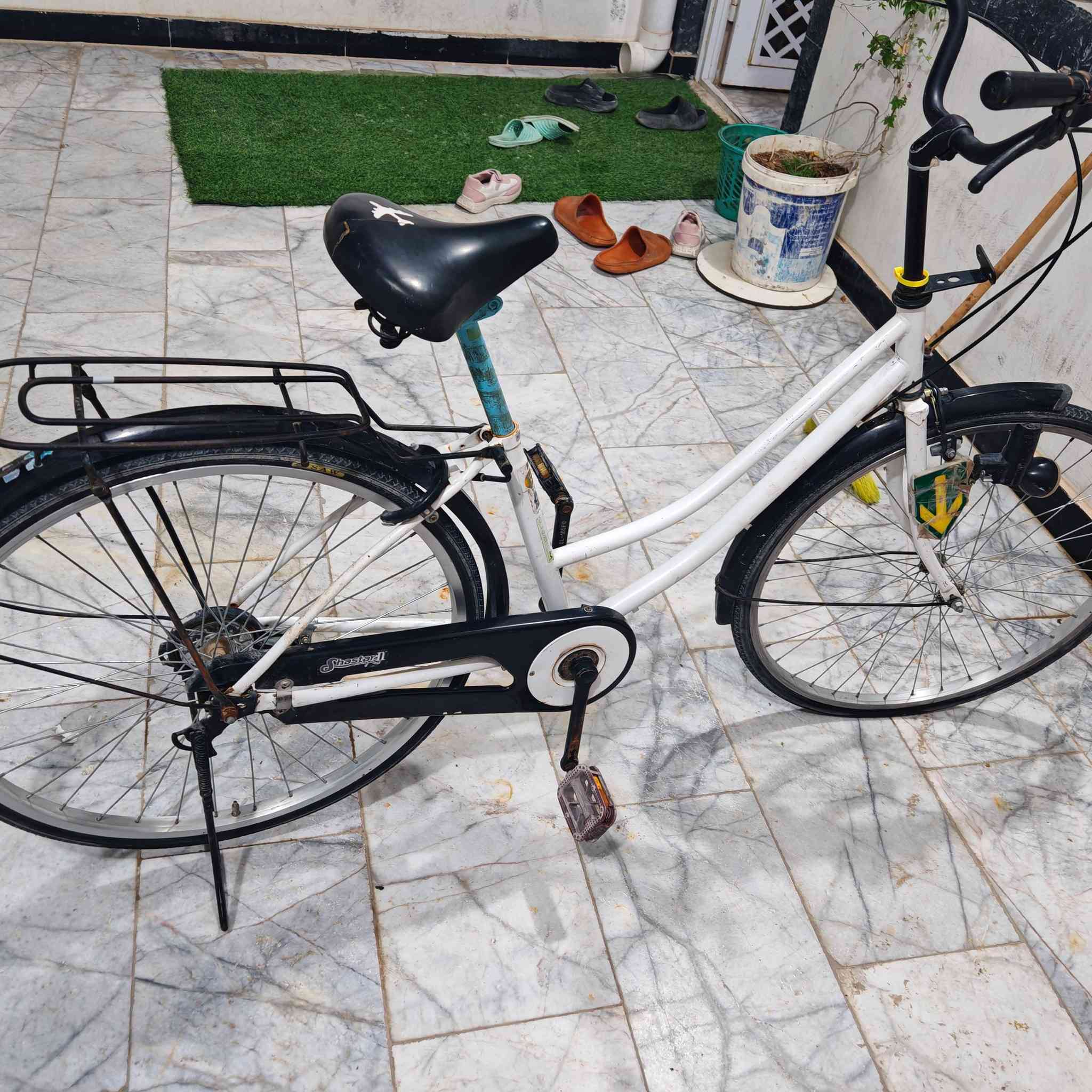 بايسكل بطه ٢٠٢٤ نضيف استخدام قليل
٨٠الف وبي مجال ***********
