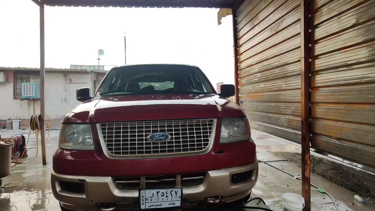 السلام عليكم فورد اكس بديشن سياره حلوه وجاهزه رقم بغداد كير محرك بلادي السعر 70  بابل ***********

