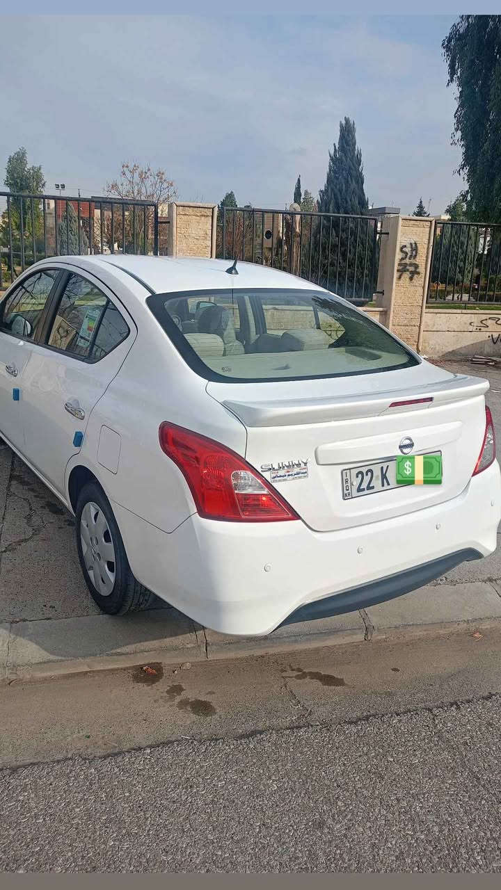 السلام عليكم .
للبيع سني هندي موديل 2021 صفر أربيل بليته أزرق دبل سويچ ماشيه 72 كم.. تحويل أو وكاله بشرط .
سياره مكفوله من صبغ ورصعه وشخوط والبارد  نظيفه جدا استخدام شخص واحد أسبير مو نازل كير ومحرك بشرط .
سعرها 116 مع مجال بسيط مكانها أربيل/ *********** / *********** أربيل, العراق
