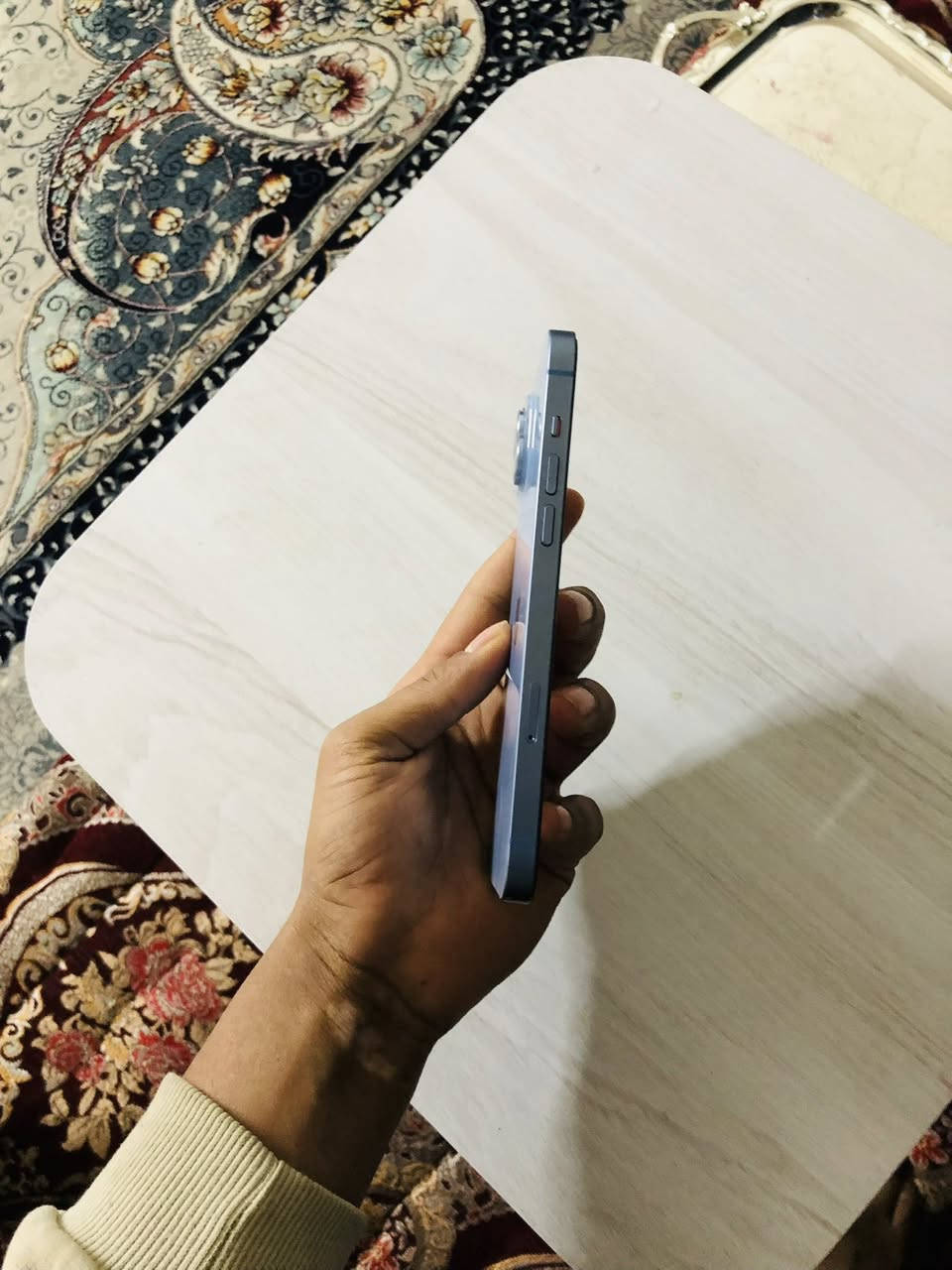 سلام عليكم  iPhone 14 Plus الشاشة: 6.7 بوصة
الكاميرا: نظام كاميرا مزدوجة 12MP 

الألوان: أزرق، مقاوم للماء والغبار (IP68)، دعم 5G، ميزات الأمان مثل اكتشاف الاصطدام. 

البطارية 83

128كيا

جهاز اكلين شرط الحاسبه 
السعر خاص 
الرقم ***********
