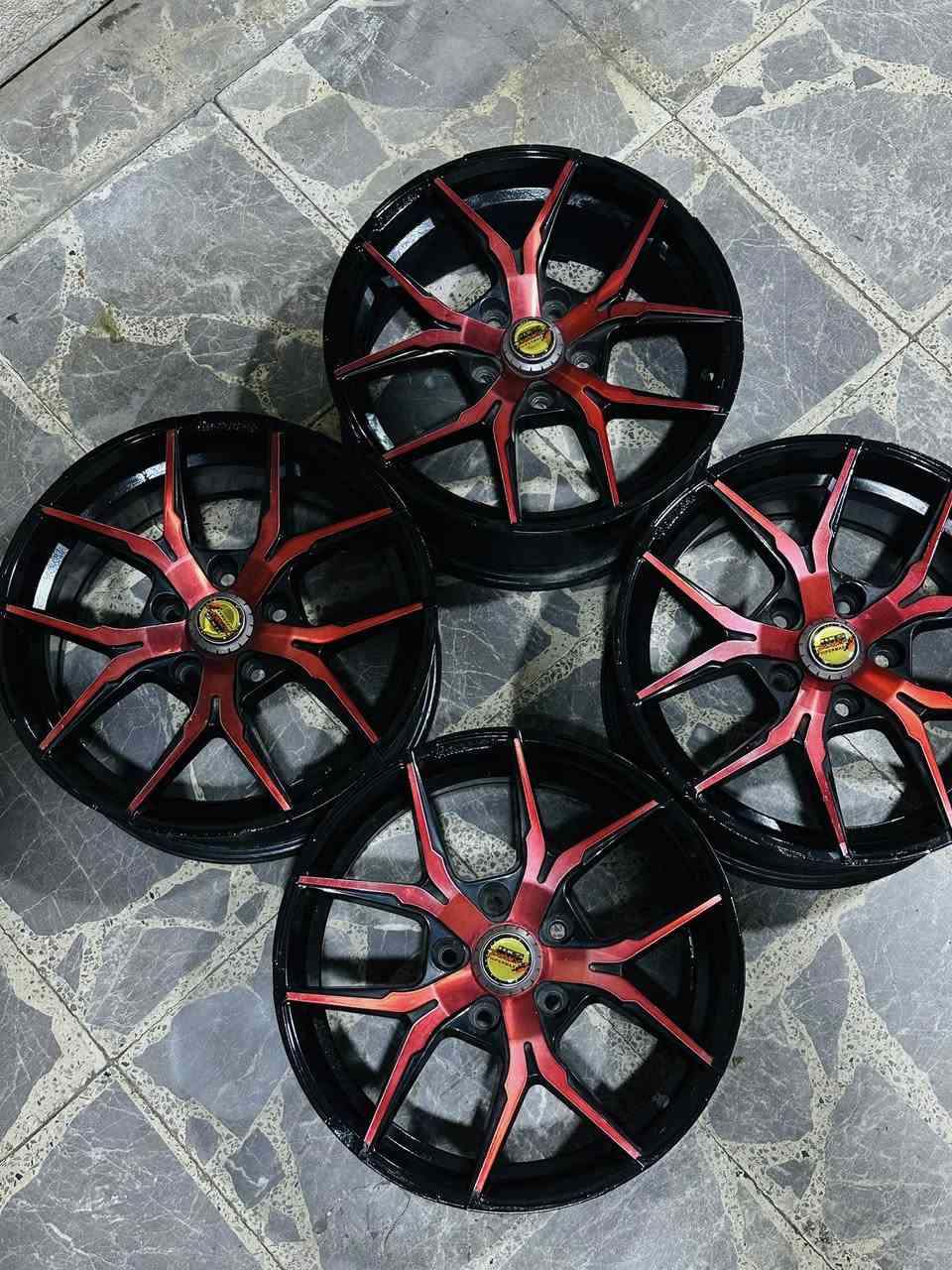 السلام عليكم
تخم ويلات ترهم كوري / ياباني 
ويل كب اصلي حاوية حجم 16 سعر تخم 350 الف 
تخم ويل كب 17 مشبك حاوية بدون ضرر 400 الف 
بغداد شارع فلسطين يتوفر توصيل 
للاستفسار واتس اب ***********
