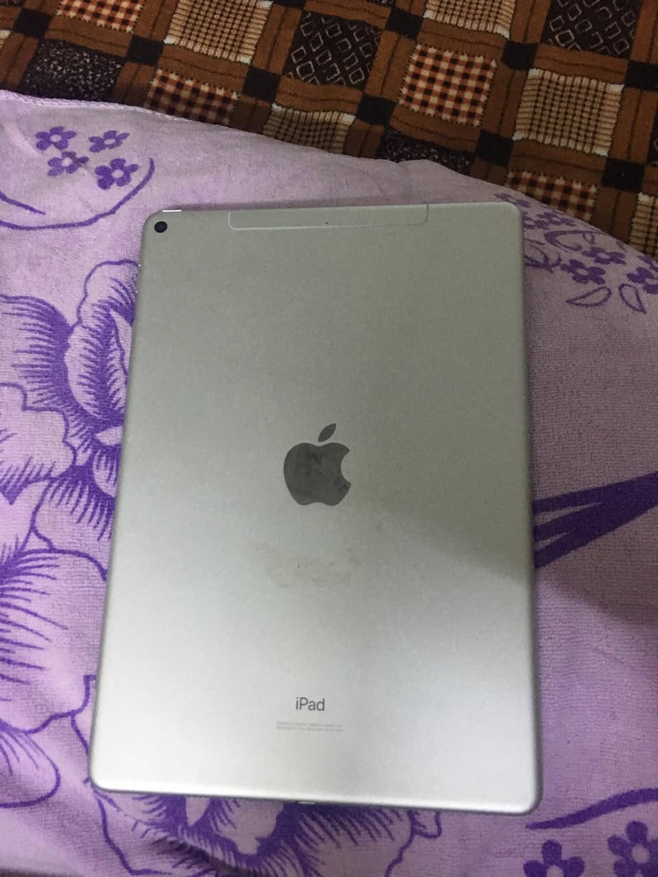 سلام عليكم ايباد اير الجيل الثالث سيم كارت ياخذ مامفتوح ببجي ٦٠ فريم سلاسه حلوه نضيف الايباد سعر ٢٠٠ وبي مجال للشراء مكاني نجف حي ميسان مستعجل ع بيعته  بدون ملحقات


**إذا كنت صاحب هذا الإعلان وتريد حذفه لأي سبب، رجاءا أرسل رسالة إلى الدعم الفني**