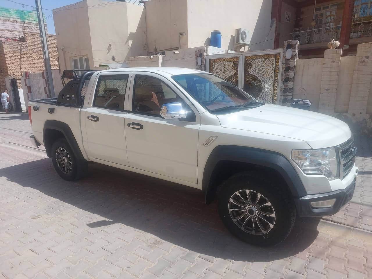 السلام عليكم بيكب كاوه للبيع او مراوس  موديل ٢١ مكينه كفاله تدفئه تبريدشغال ماشيه ٦٧ الف السياره بسمي رقم انكليزي مشروع وطني  السياره مصبوغه عام السعر ١٠٠ وبيها مجال للشراي العنوان واسط قضاء الحي للاستفسار 
*********** بيه واتساب
***********
