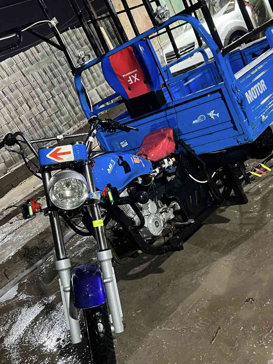 ‏سلام عليكم ستة للبيع موديل 18 محرك 25 ستوت نظيفة قشرها نظيف محرك جديد ما مفتوح برغي دخ ترات جداد شاصيها نظيف بدون محجر السعر 1,000,000 عنوان حسينية مال الراشدية خدمات مسقط هذا الرقم***********
