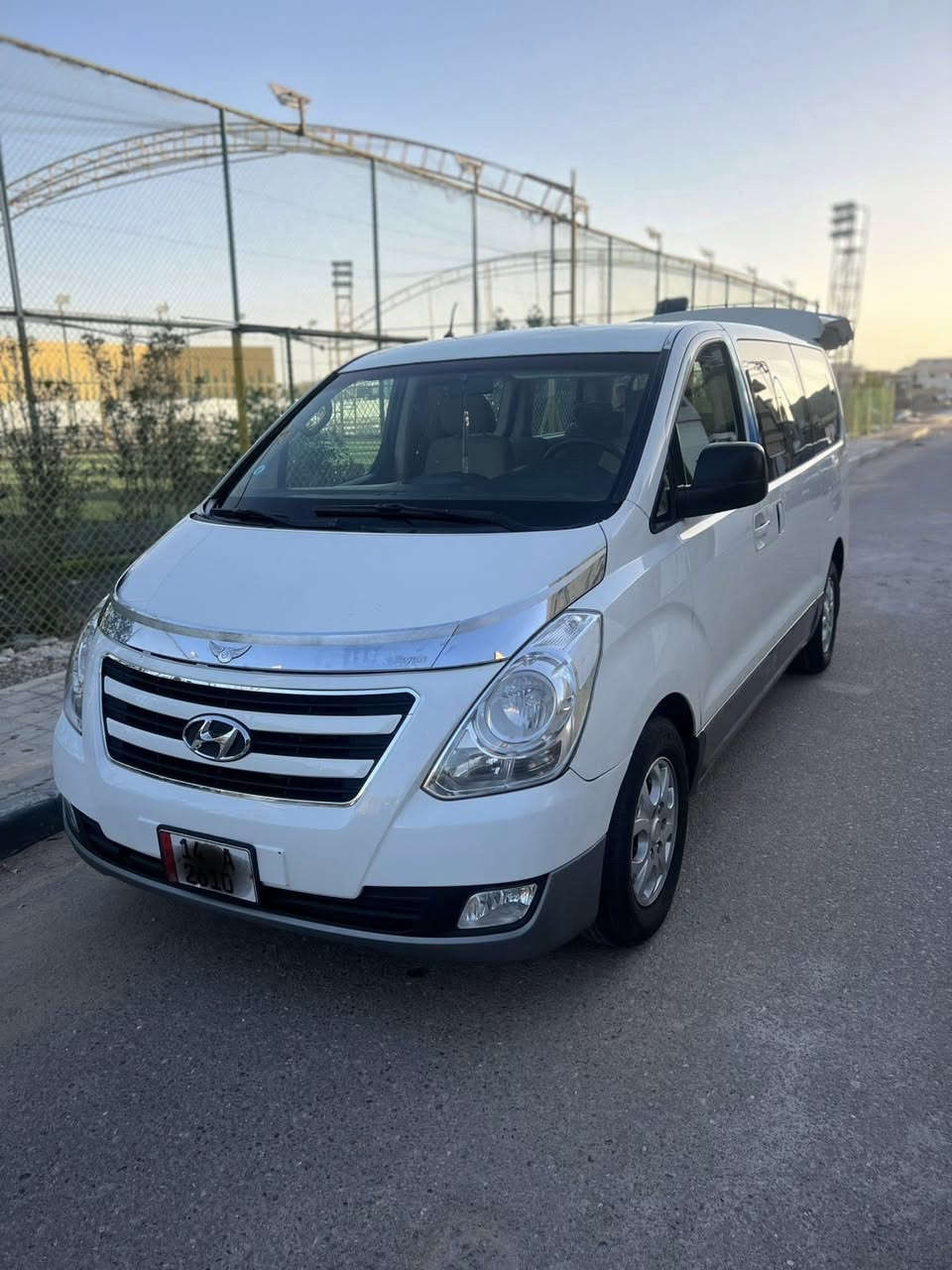 السلام عليكم ستاركس موديل 2010 سيارة مكفولة عام مكانه بصرة السعر  155 / ***********
