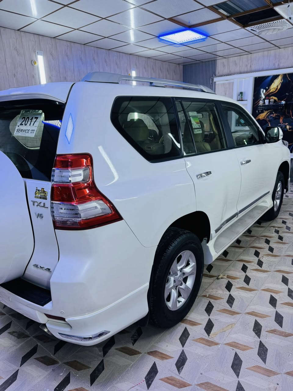 السلام عليكم
برادو TXLللبيع موديل 12 محدث 17 
سياره حلوه مال جناي سياره احله من الصور دبل تانكي فول موصفات تخم تاير رقم بغداد تحويل ثاني يوم كير ومحرك كفاله حداديه كفاله سياره أجمل من الصور بهواي     مكان الانبار عامرية الفلوجه  التواصل *********** السعر اتصل وتدلل ***********
