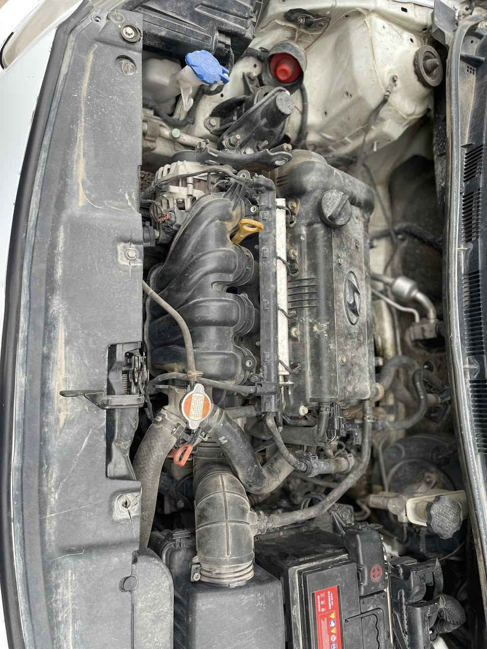 السلام عليكم للبيع هونداي اكسنت خليجي
موديل 2011

سياره جاهزه وحلوه / مكينه 1600 دبل قطره 

بيه جاملغ تبديل وباب صبغ مابيه دواخل 

كير مكينه صدر جديد

السعر 88 وبيه مجال بسيط 

بغداد الصليخ قرب المتسوق 

***********
