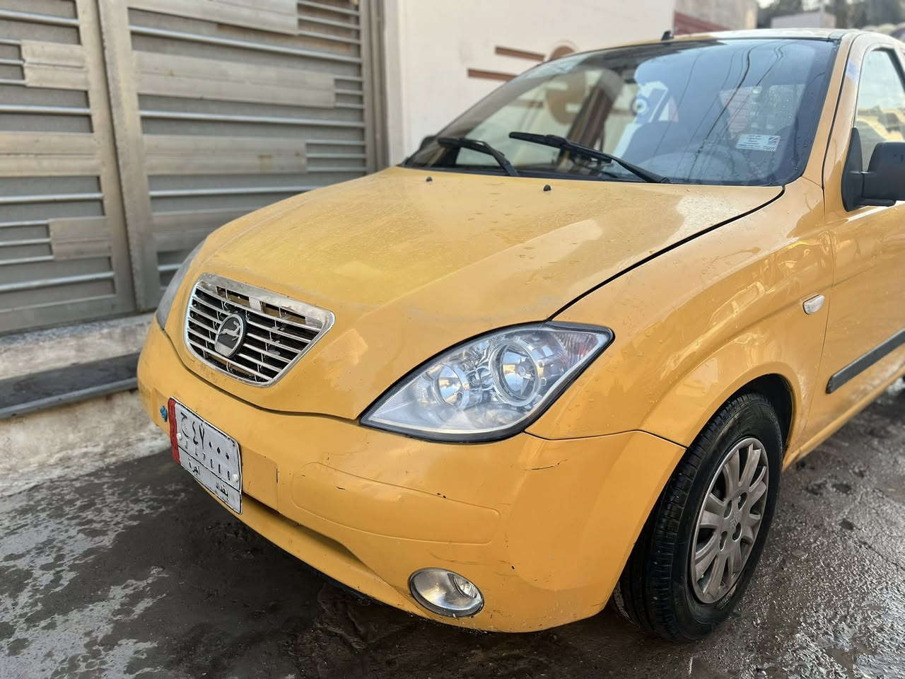 السلام عليكم.    مكلف بالنشرررررر
طيبه 2015  مكفوله بيها فقط شويه صبغ بالباب الباقي مكفول 
لا ضربه  لا تبديل جاهزه مابيها اي نواقص.  
رقم مميز               مكان بغداد الامين 
السعر 39       للاستفسار ‭٠٧٧١ ٨٨٤ ٩٧٢٤‬
