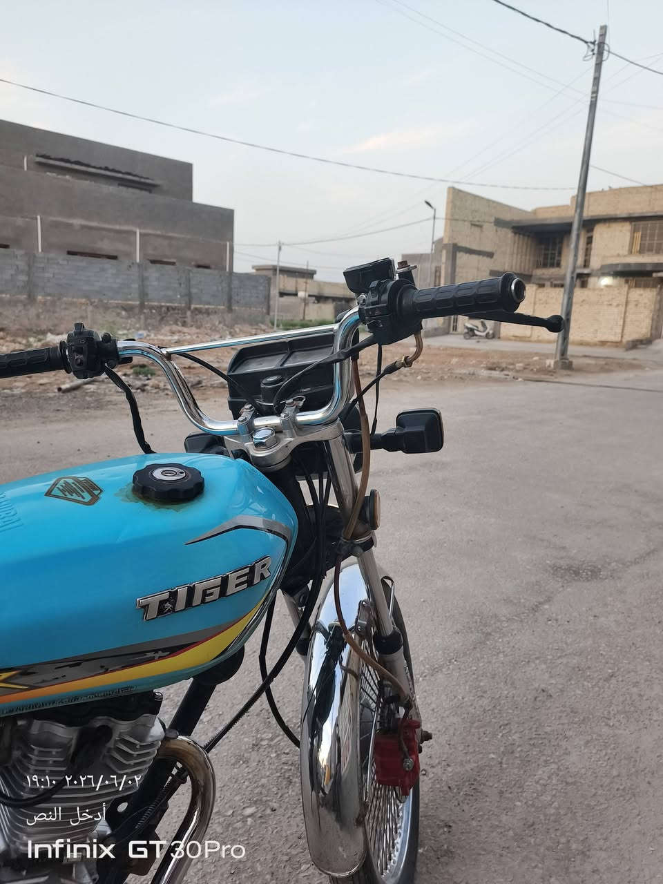 سلام عليكم للبيع تايكر سونك أوراق اصلية موديل 23 كفاله عامه مكينه خرسه شلعه ومعدل تجي وتشوف كهربائية كلها شغاله سعر 500 وبيها مجال للشراي مكاني بابل محاويل قرب المعارض ***********
