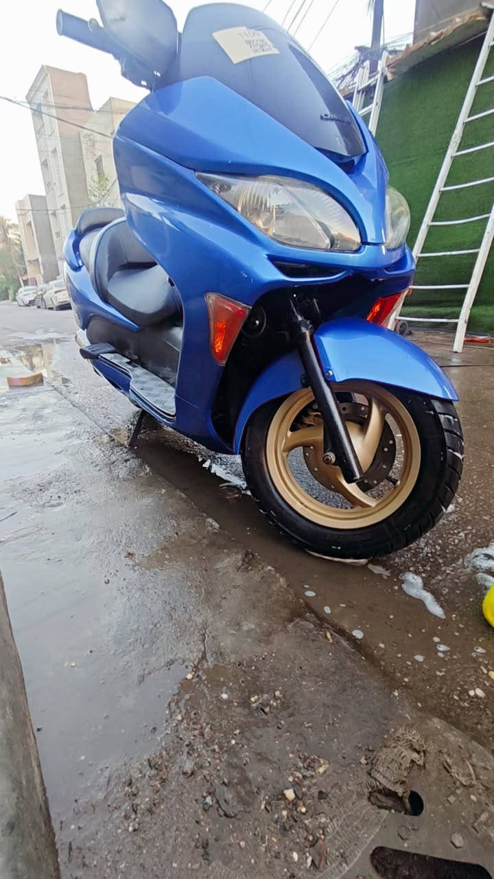 سلام عليكم اخوتي عندي دراجة فورزه 08 للبيع نضافه فول مرتبه ها وجان بيها كير ولغينا الدراجه مرتبه سعرمليون و200وبيها مجال ومال حك الجيه واني بل خدمة الرقم *********** مكاني بغداد المنصور حي العربي
