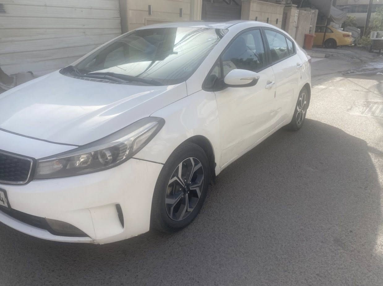 السلام عليكم   للبيع سيراتو ٢٠١٧ خليجي محرك كير وصدر وتبريد خير من الله  ومواصفات تحكم ستيرن وسلايد ومرايات شفط  بيها ٥ قطع صبغ وسعر ب١١٠ وبيها مجال للطيبين المكان بغداد للااستفسار   *********** واتساب
