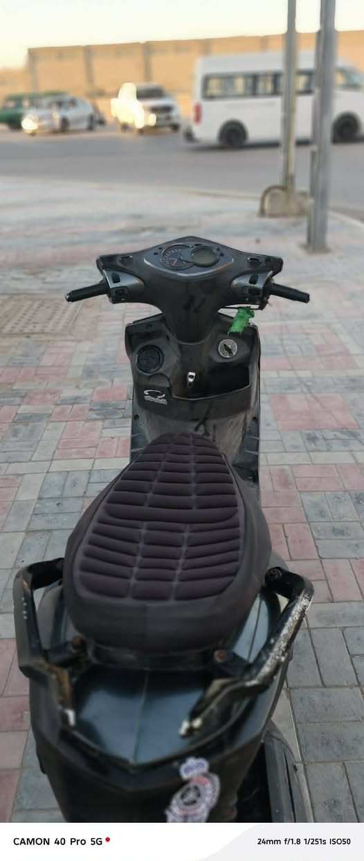 سلام عليكم سكنس ياباني كابريتر للبيع 350وبيه مجال مكان كربلاء طويريج
***********
