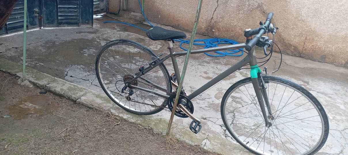 بايسكل c700
دبل كير امامي 3 نمر خلفي 8نمر
سعر 150الف او بي مجال
استفسار اتصل على الرقم
***********
