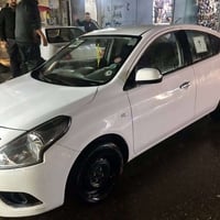 نيسان ٢٠٢٠ بليته زركه ماشيه ٩٧  بيه بس بارد بين البابين  بصف السائق ١٠...