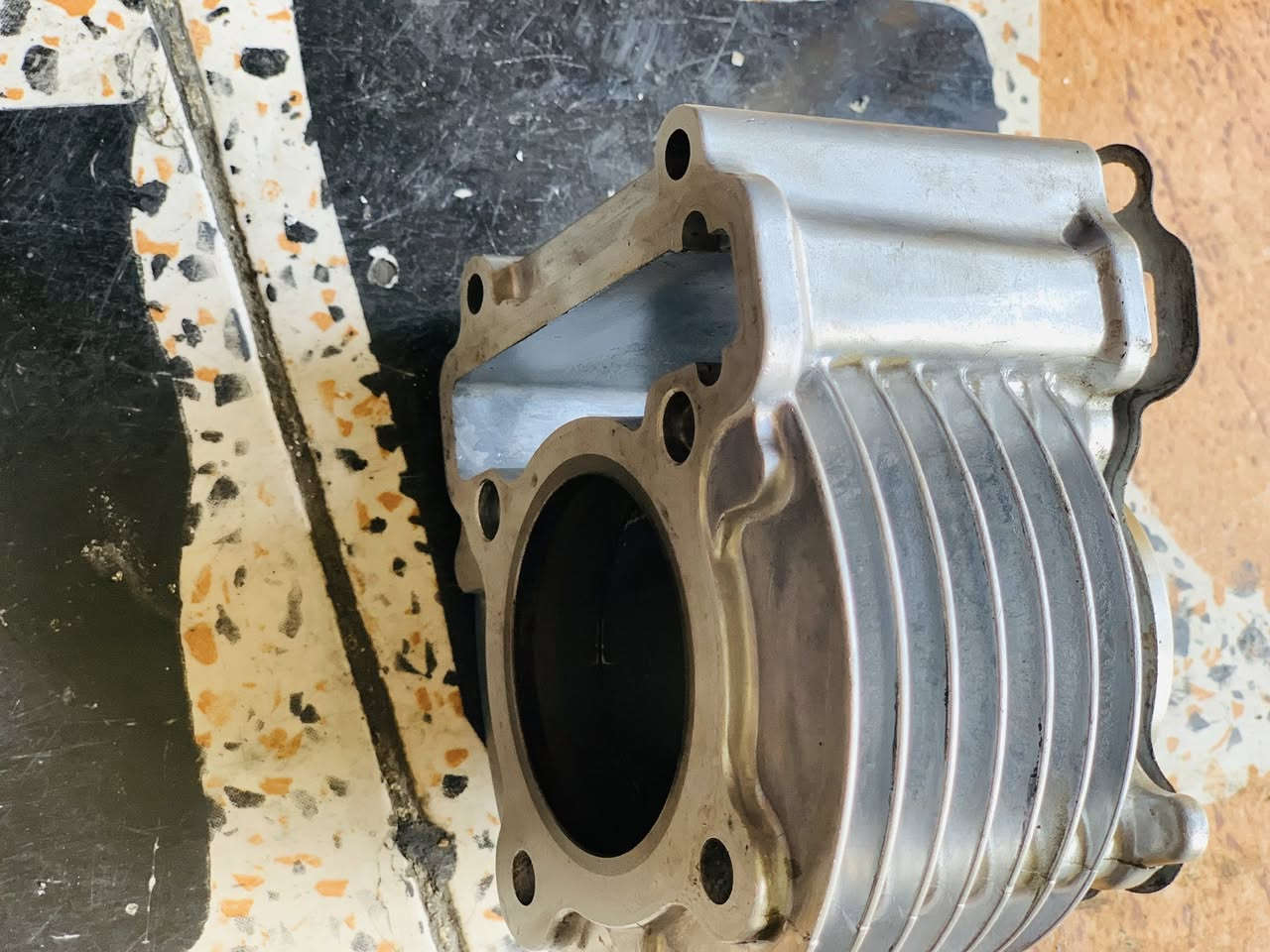 سلام عليكم
بوش سكنس اكو بلادي اكو 58 

عندي مال ماكس بلادي 

دبلات مال سكنس شغالت 

او سلف مال سكنس بلادي 

البوش عوزهن فقط بساتم سعر البوشه 58 

ع15 الف او بلادي ع 20 

مكاني بغداد


**إذا كنت صاحب هذا الإعلان وتريد حذفه لأي سبب، رجاءا أرسل رسالة إلى الدعم الفني**