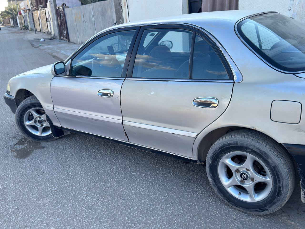 سوناتا تو للبيع موديل ١٩٩٤
رقم بغداد الدولي 
السياره مكفوله من الصبغ 
مابيها تبريد كلشي. شغال 
للبيع مكاني بابل المسيب
***********
