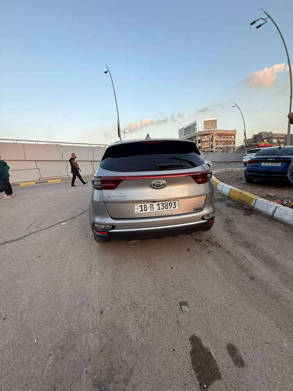 سلام عليكم سبورتج موديل 2022رقم بابل تحويل مباشر نكليزي مكينة كير صدر امامي خلفي كلة مكفول تبريد شغال شاشة كأمرة تحكم ستيرن جهتين علمن سيارة تعرضت له حادث مواضح بل صورابيع علا حادثها مكاني بغداد مكلف بل نشر معروضة 90 وبيها مجال رقم الهاتف ***********
