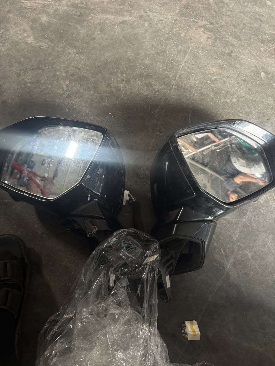 مرايات بلسايد فول مواصفات للأخير   ***********
