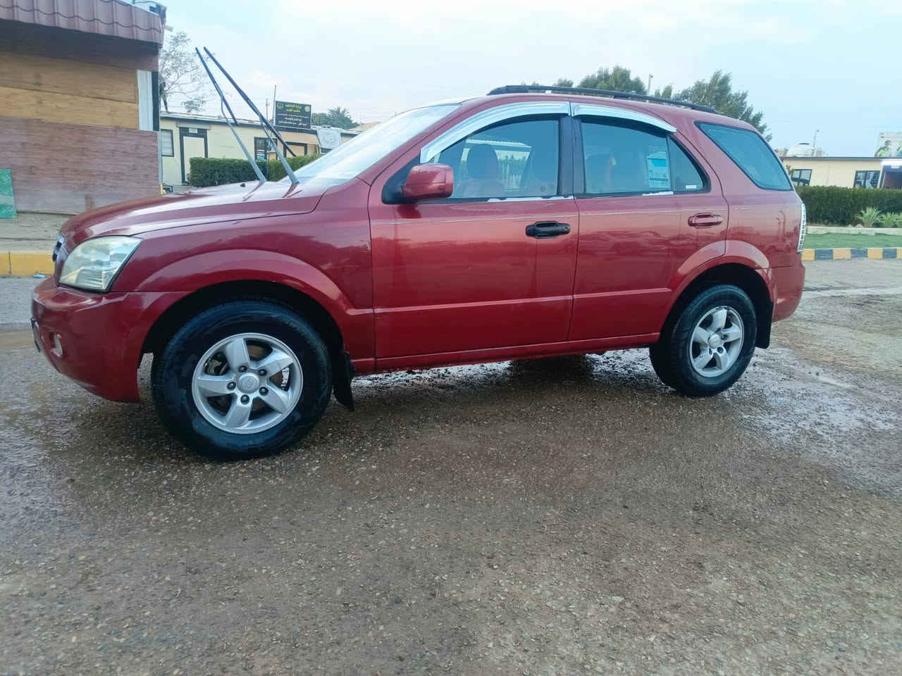 سورنتو 2008
السعر 88 وبيها مجال حق المعامله 
الاتصال ***********
